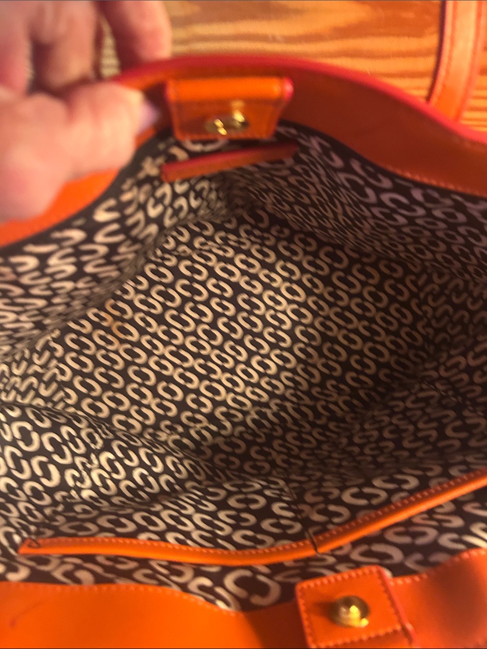 Marc Jacobs Large Orange Leather Tote with Luggage Tag - Picture 8 of 13
